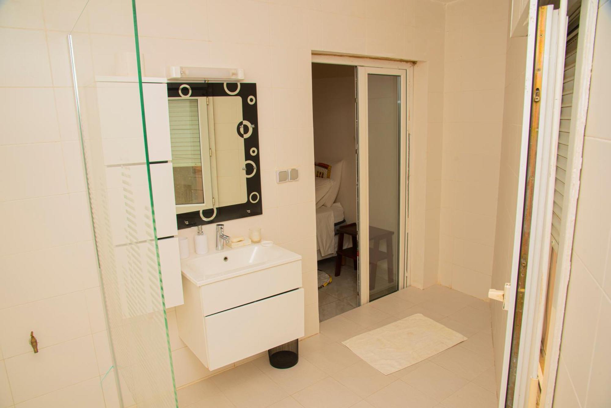 Chambres D'Hotes Villa Luciana Saly ภายนอก รูปภาพ