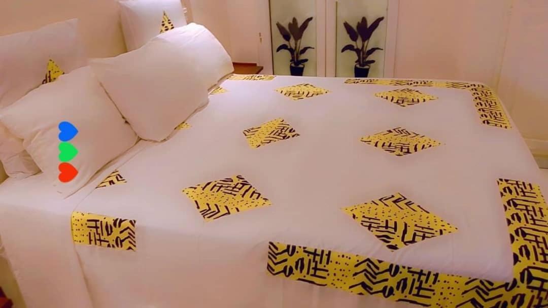 Chambres D'Hotes Villa Luciana Saly ภายนอก รูปภาพ